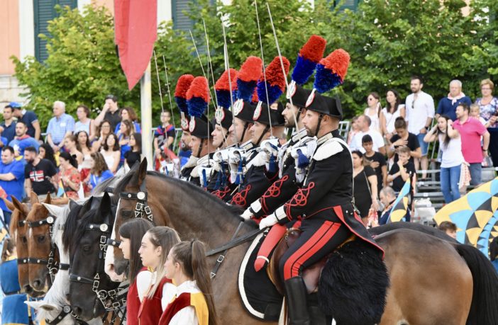 carabinieri a cavallo